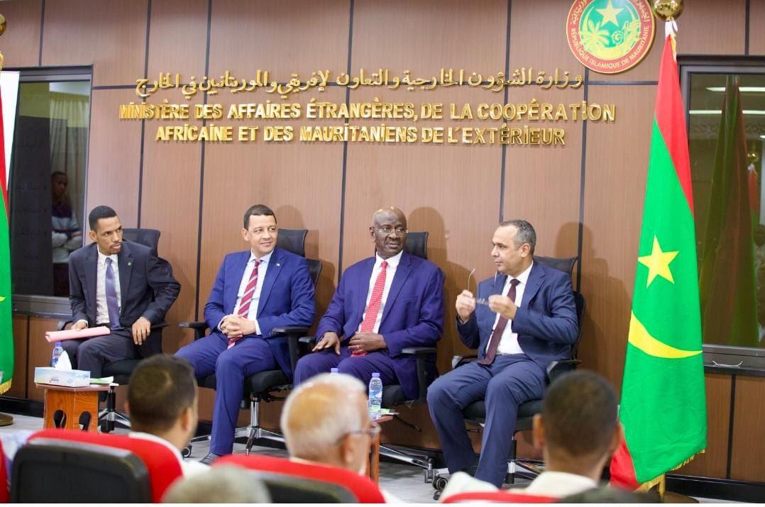 الخارجية تطلق منصات رقمية لتقديم الخدمات القنصلية للموريتانيين في الخارج