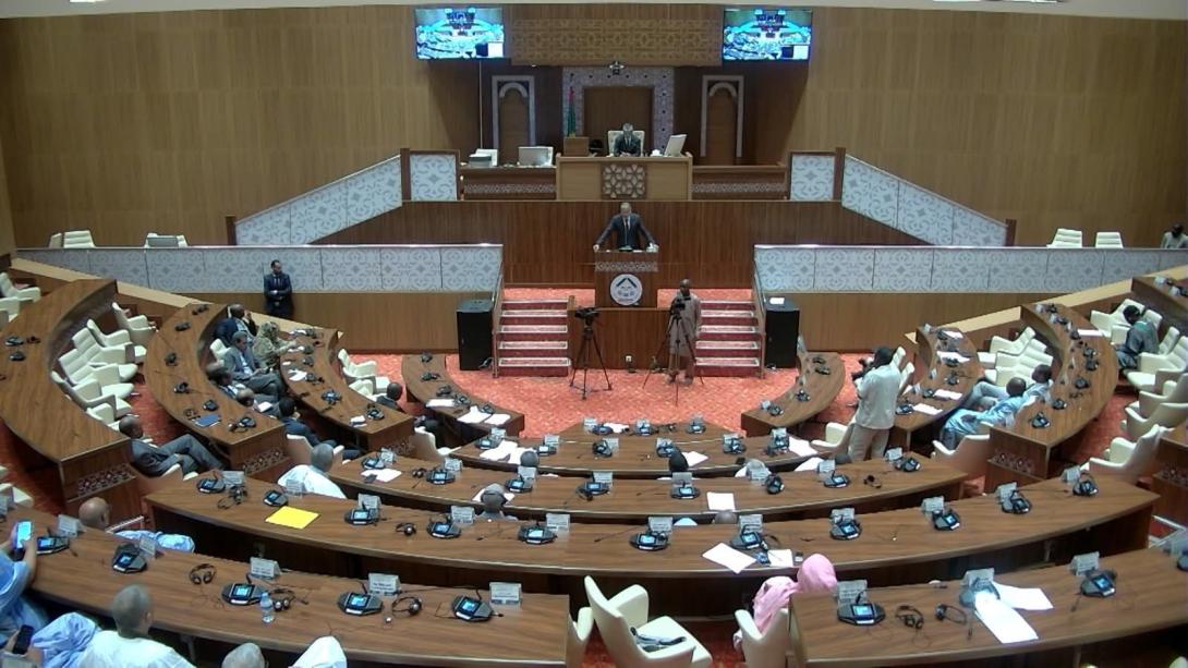 البرلمان يصادق على تعديلات قانون المحتوى المحلي في قطاعي الطاقة والصناعات الاستخراجية