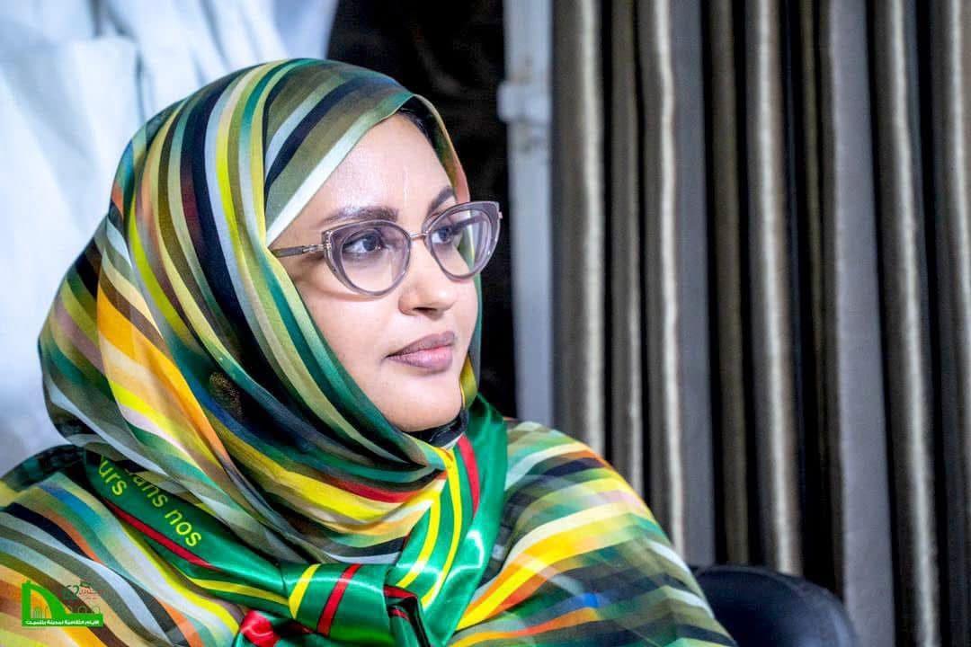 الناها هارون تدعو لضمان الرعاية الطبية للرئيس السابق محمد ولد عبد العزيز