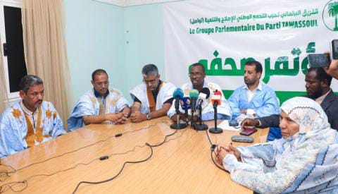 «تواصل» يطالب بتحقيق عاجل ومستقل في وضعية «صوملك» بعد حرائق محطات الكهرباء