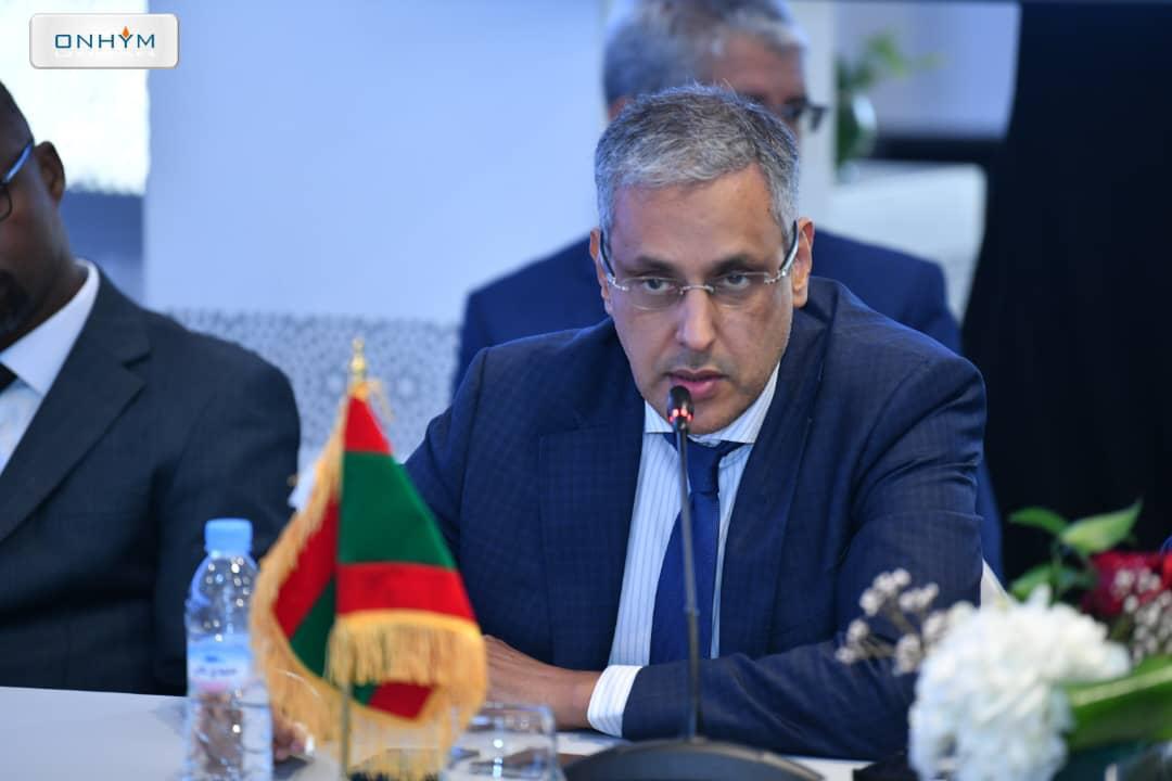 وزير الطاقة: تغريم محطات وقود خالفت القانون بعد إغلاقها قبيل زيادة أسعار المحروقات
