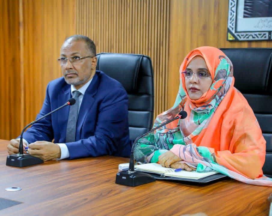 وزيرة التربية تطالب بخفض فوائد قروض المدرسين وتحسين شروط التمويل