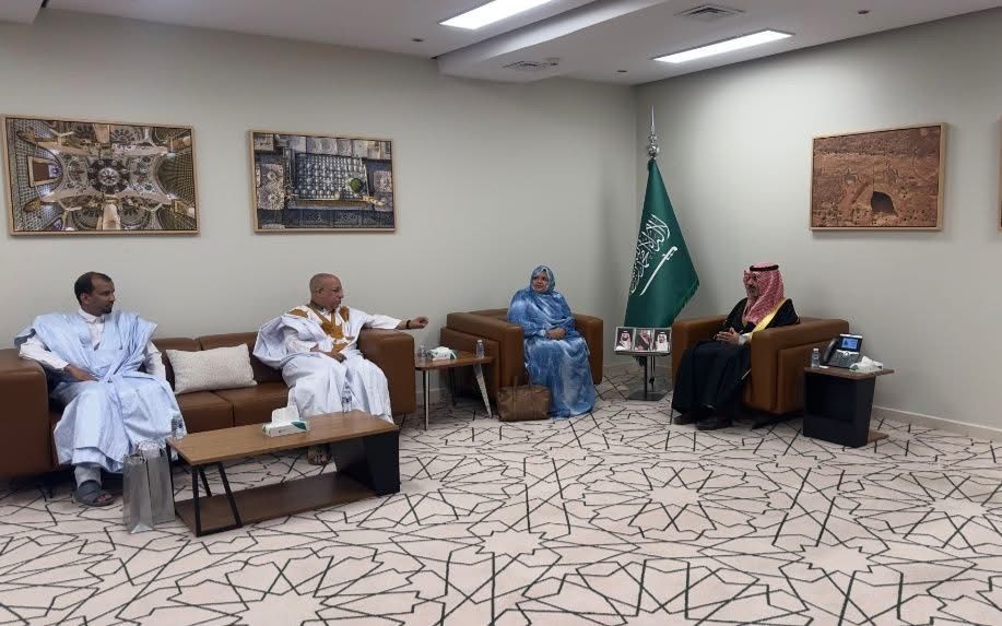 رئيسة جهة نواكشوط تبحث مع أمين المدينة المنورة تعزيز التعاون في التنمية الحضرية والخدمات المحلية