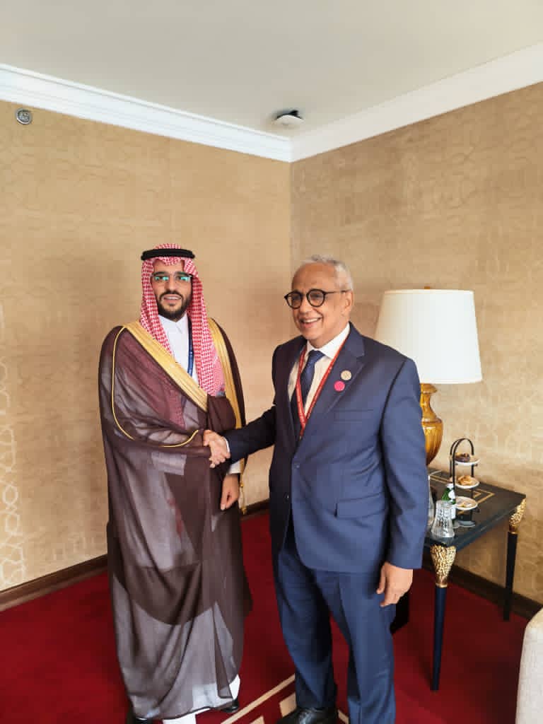 مباحثات موريتانية سعودية في الدوحة لتعزيز التعاون الاقتصادي والتمويلي