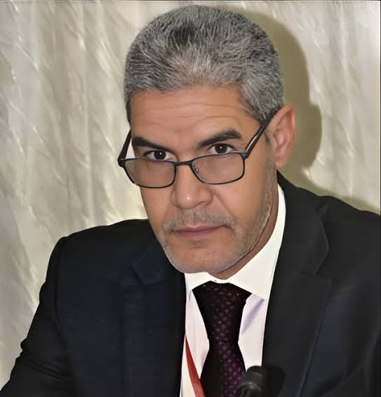 ولد أبوه: لم أتلقَّ أي توجيه رئاسي لمنح امتيازات لمقربين من السلطة