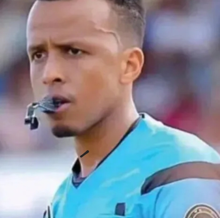فيفا يمنح الحكم الصومالي عمر أرتان كامل مستحقاته رغم استبعاده من مونديال 2026